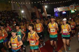 BIB: 08095, 00095, 10861
                            <button type="button" onclick="openModal(9884430)" class="btn btn-primary btn-sm float-right btn-popup" data-toggle="modal" data-target=".modal-high-quality">
                        <i class="fas fa-shopping-cart"></i> Add to Cart
                    </button>
                                            <button type="button" onclick="isThisMe(9884430, true)" class="btn btn-success btn-sm float-right btn-popup btn-isme hidden" data-toggle="tooltip" data-placement="bottom" title="นี่คือรูปของคุณใช่ไหม คลิกที่นี่เพื่อเอาเข้าอัลบั้ม">
                        <i class="fas fa-plus"></i> Add to album
                    </button>
                    <button type="button" onclick="isThisMe(9884430, false)" class="btn btn-warning btn-sm float-right btn-popup btn-isnotme hidden">
                        <i class="fas fa-ban"></i> Remove from album
                    </button>